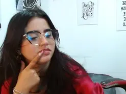 Mila_quinn  live sex cam