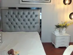 Mila_quinn  live sex cam