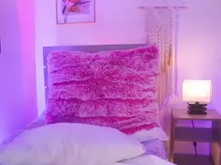 Eyleen_24  live sex cam