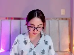 EmilyWatson  live sex cam