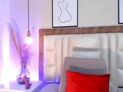 EmilyWatson  live sex cam