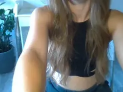 Awesomewoman  live sex cam