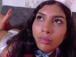 Taty_miller  live sex cam