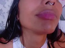 Taty_miller  live sex cam