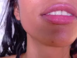 Taty_miller  live sex cam
