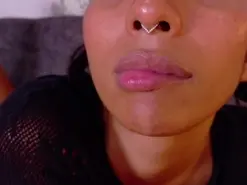 Taty_miller  live sex cam