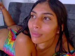 Taty_miller  live sex cam