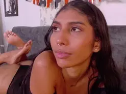 Taty_miller  live sex cam