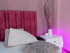 GahiaBelucci  live sex cam