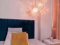 GahiaBelucci  live sex cam