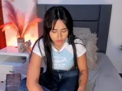 GahiaBelucci  live sex cam