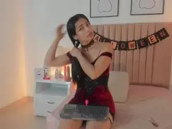 GahiaBelucci  live sex cam