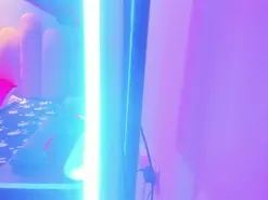 Naomi120  live sex cam