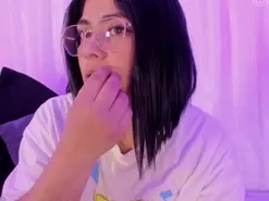 Lucy26_  live sex cam