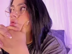 Lucy26_  live sex cam