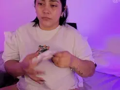 Lucy26_  live sex cam