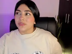 Lucy26_  live sex cam