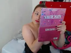 Latinahotboddy  live sex cam
