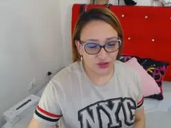 Latinahotboddy  live sex cam