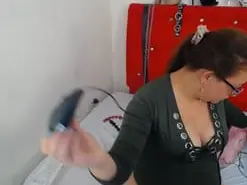 Latinahotboddy  live sex cam