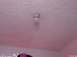 LittleVixen18  live sex cam