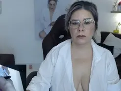 LayahNoir  live sex cam