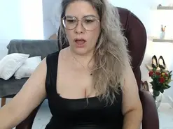 LayahNoir  live sex cam
