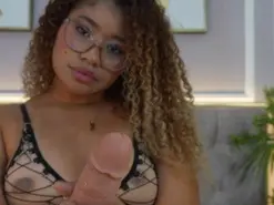 Valentina_Mdz  live sex cam
