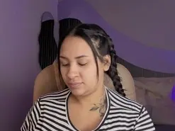 Nicolle_marie  live sex cam