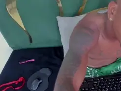 Cieloht  live sex cam