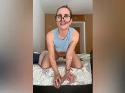 Revoltosa29  live sex cam