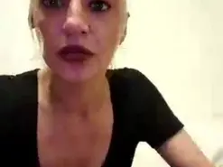 Lucia__69  live sex cam