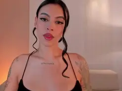 ChristineF  live sex cam