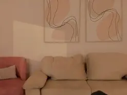 ChristineF  live sex cam