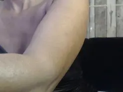 Loly_pretty  live sex cam