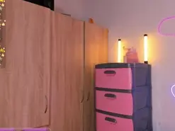 Meow_damn  live sex cam