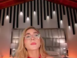 SophieLafont  live sex cam