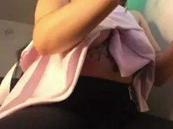 Niky_22  live sex cam