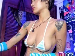 Elektra777  live sex cam