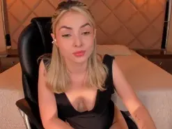 StacyWoods  live sex cam