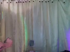 Elafoxyy  live sex cam