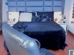 Regina_Evans  live sex cam