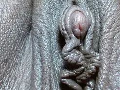 Morenahottt  live sex cam