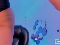 MaddisonLowe  live sex cam