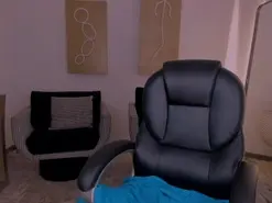 MaddisonLowe  live sex cam