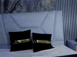 MissVelvetStar  live sex cam