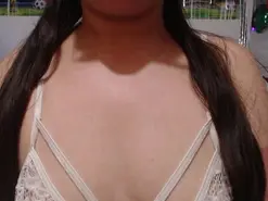 Angela18_honey  live sex cam