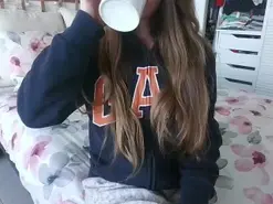 Diosaviciosa94  live sex cam