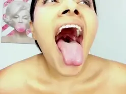 Valeria_miller  live sex cam