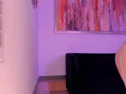 IsabellaMoretti  live sex cam